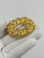 Брошь с «жемчугом»