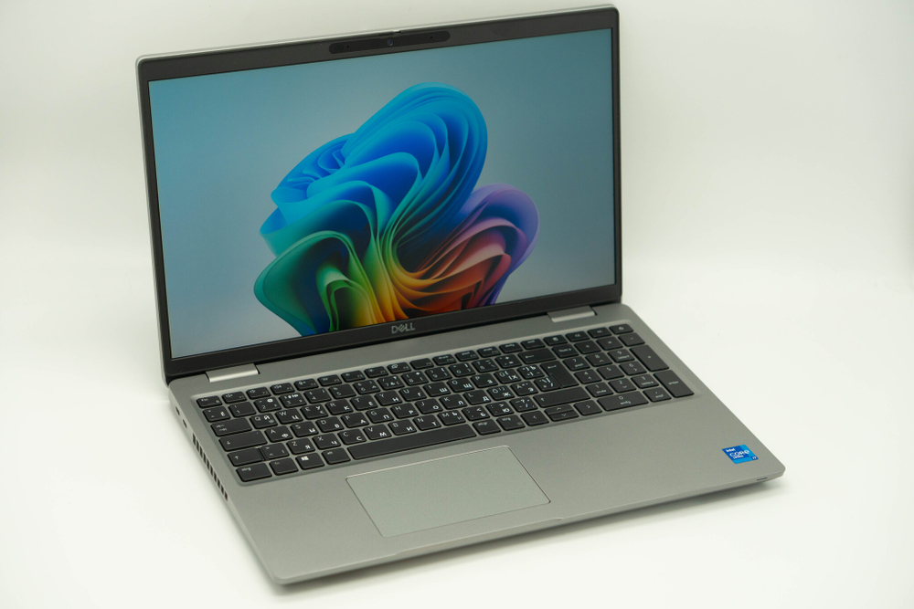 Ноутбук Dell Precision 3561 ( i7-11850H / Quadro T600 )