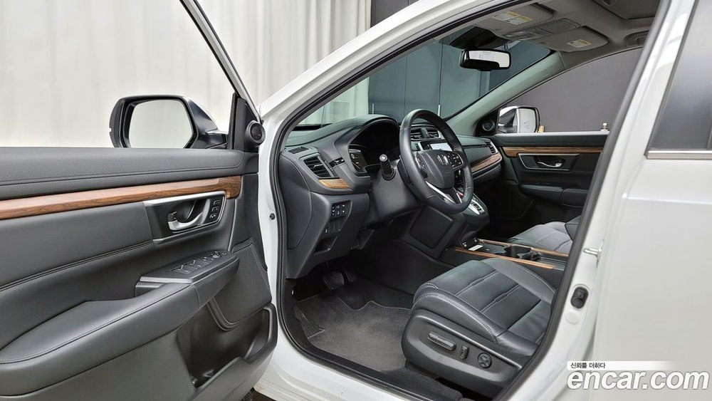 Honda CR-V 5 Generation 2.0 Hybrid Touring 4WD (08.2022)