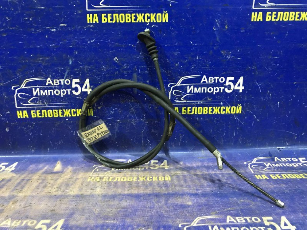 Трос ручника левый TOYOTA RAUM 1997-2003