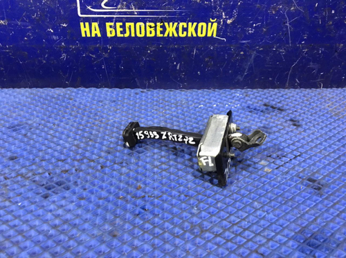 Ограничитель двери передней левой TOYOTA AVENSIS 2012-2015