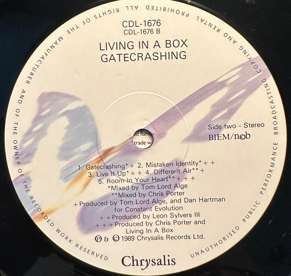 Living In A Box - Gatecrashing (Европа 1989г.)