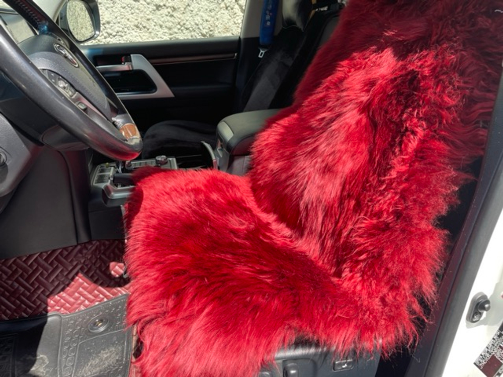 НЕТ - Красный / Шкура из натуральной овчины ковер, цвет красный, размеры 60х105 см, АКЕЯ, без крепежа (за 1 шт.)