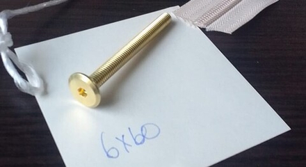 Винт мебельный 6,0*60 латунь
