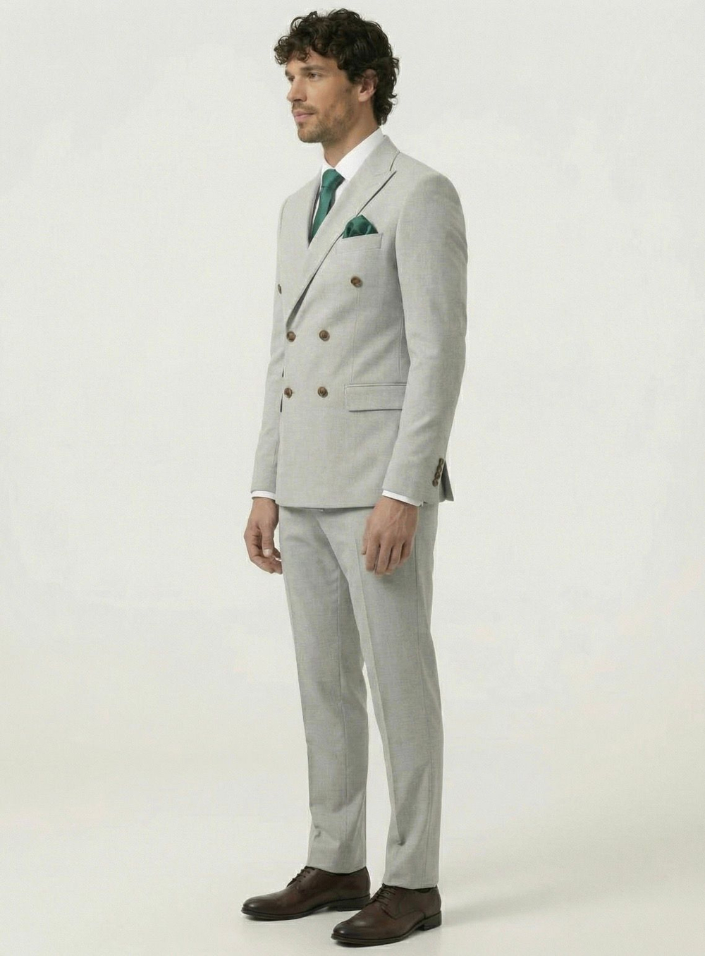 Мужской костюм двубортный (светло-серый) А67