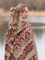 Пончо женское шерстяное с орнаментом