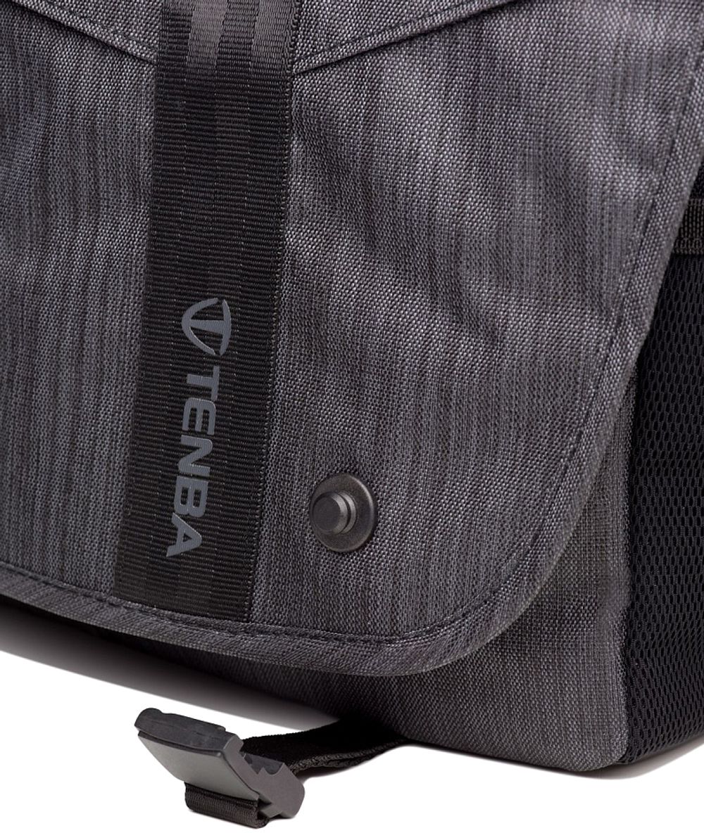 Tenba DNA Messenger 13 Graphite
