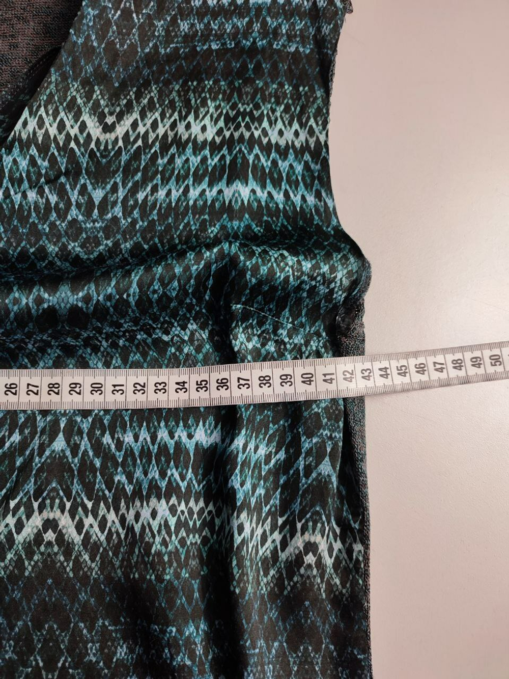 Топ Elis оригинальный 42 размер, новый