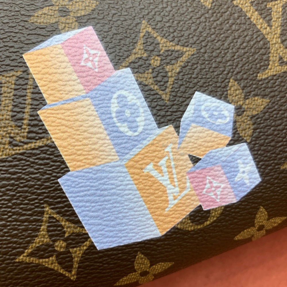 Louis Vuitton Pochette Cosmetique GM