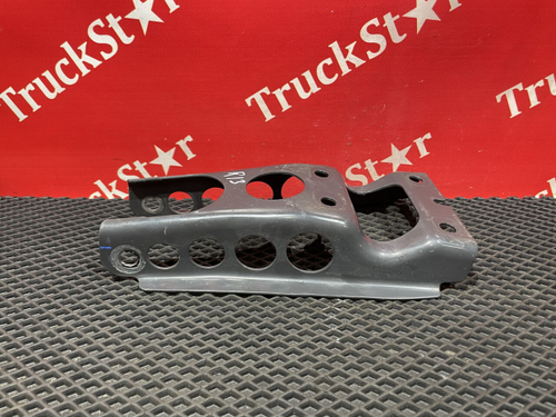 Кронштейн амортизатора переднего 2020г.