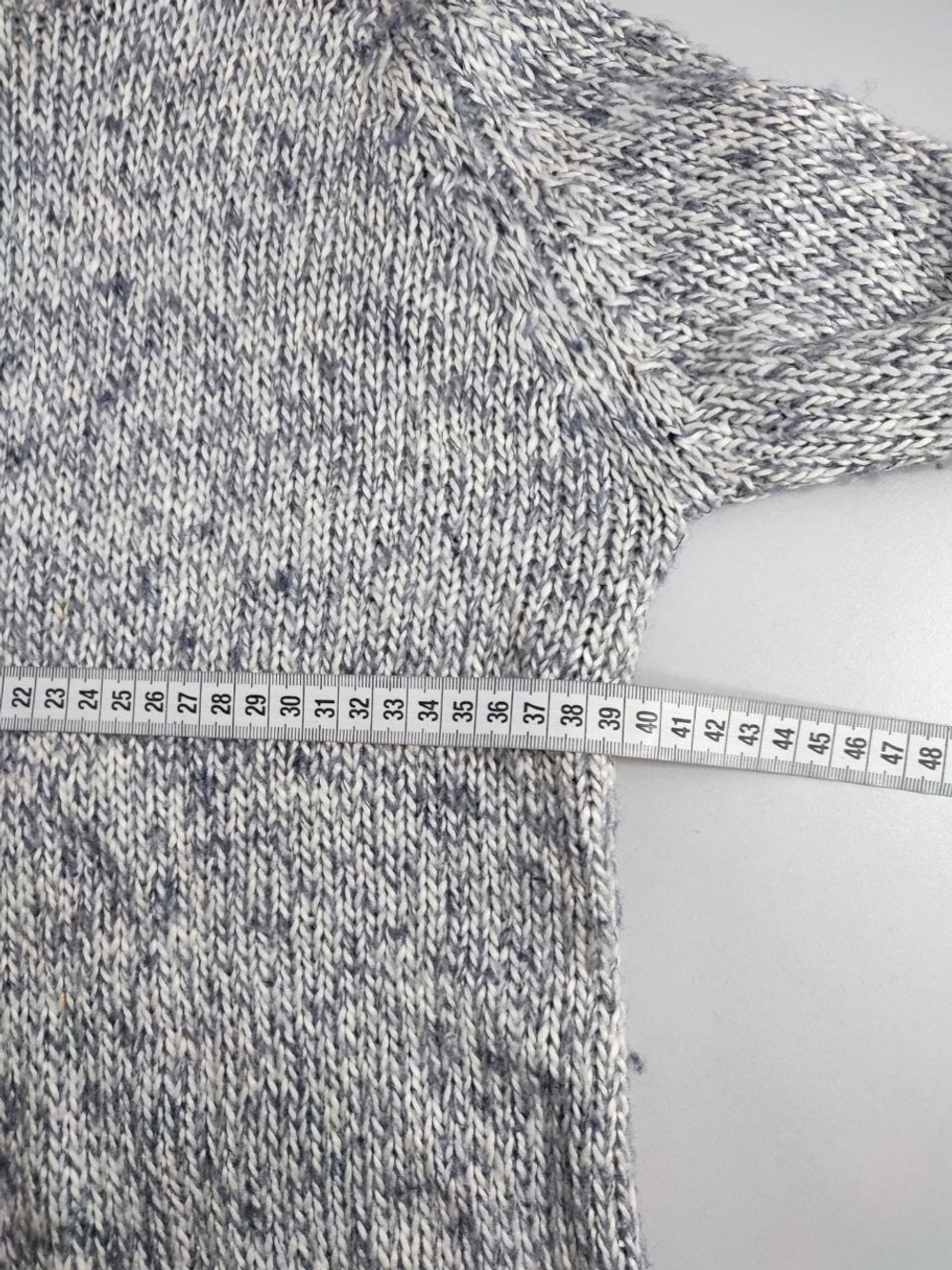 Джемпер Ostin светлый 42 размер