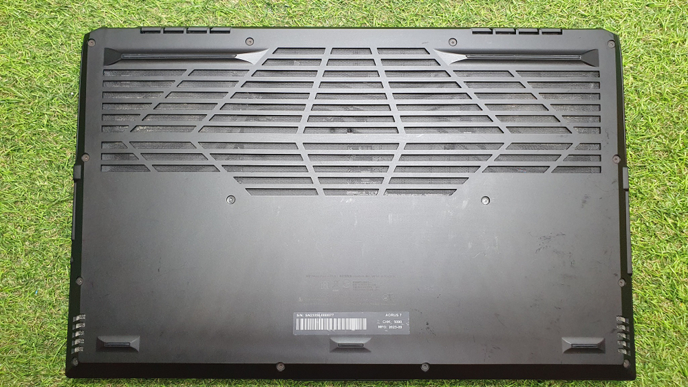 Игровой Gigabyte i5-12/16Gb/RTX 4050 6Gb/FHD/360Hz/Aorus 7 [9mf-e2kz513sd]/Windows 11