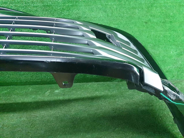 Бампер передний Toyota Camry 8 XV70 (2017-2021)