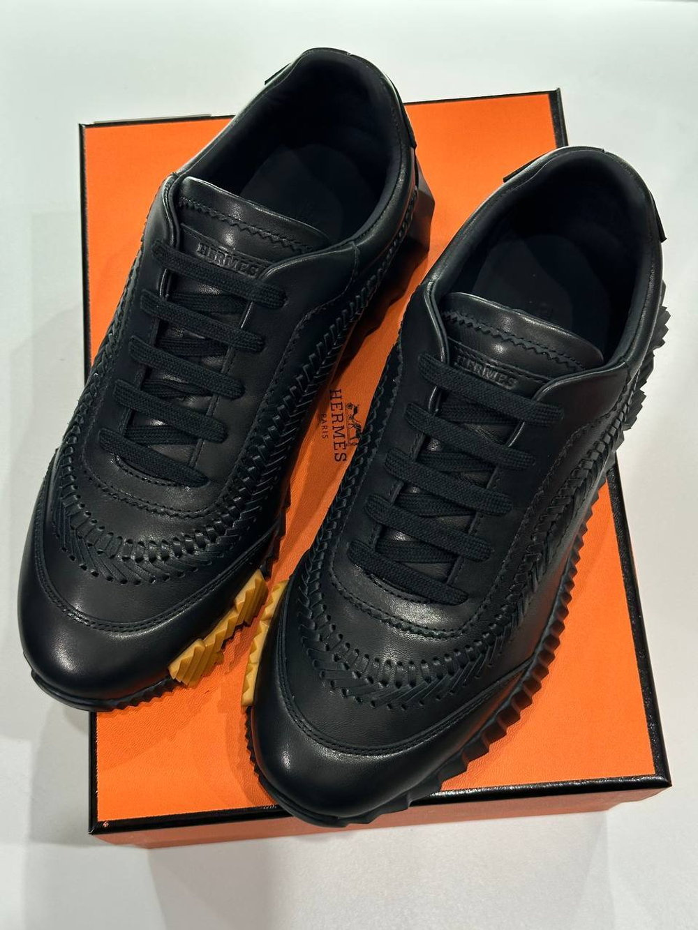 Кроссовки Hermes