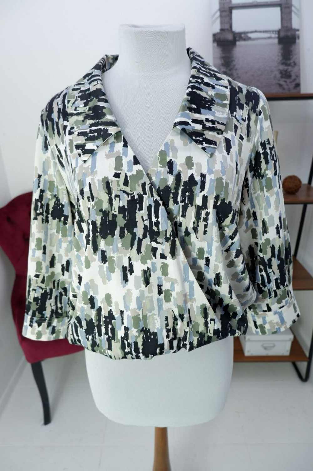 Блузка Avemod красивая 48 размер