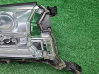 Фара правая Land Cruiser 200 (2015-2021) LED