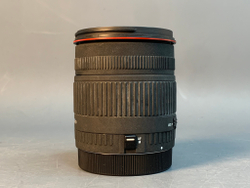 Sigma AF 18-200mm f/3.5-6.3 DC для Canon, царапина на линзе