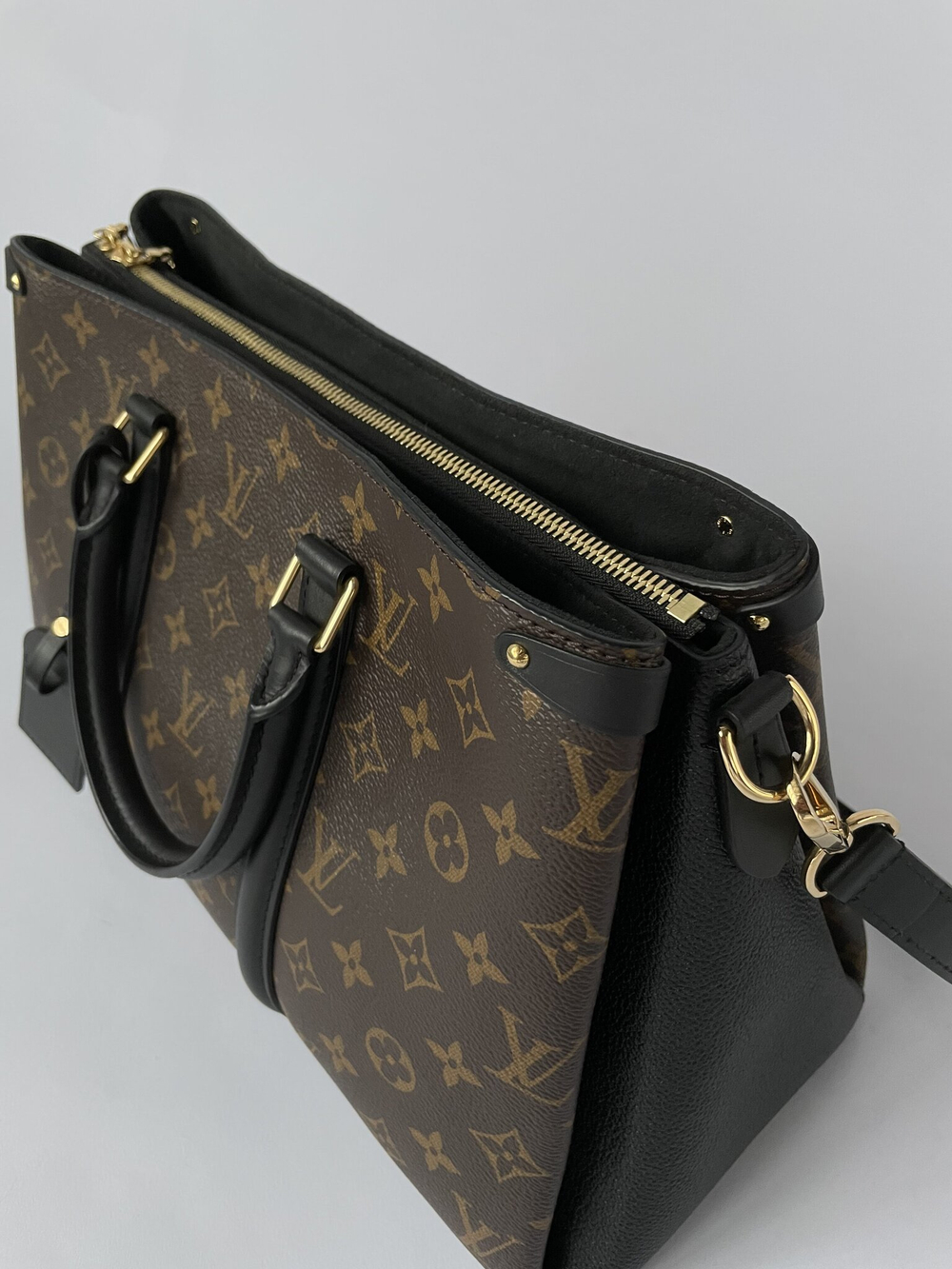 Сумка Louis Vuitton SOUFFLOT BB