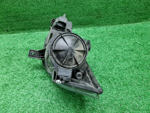 Фара правая Faw Besturn X80 (2018-2022) галоген