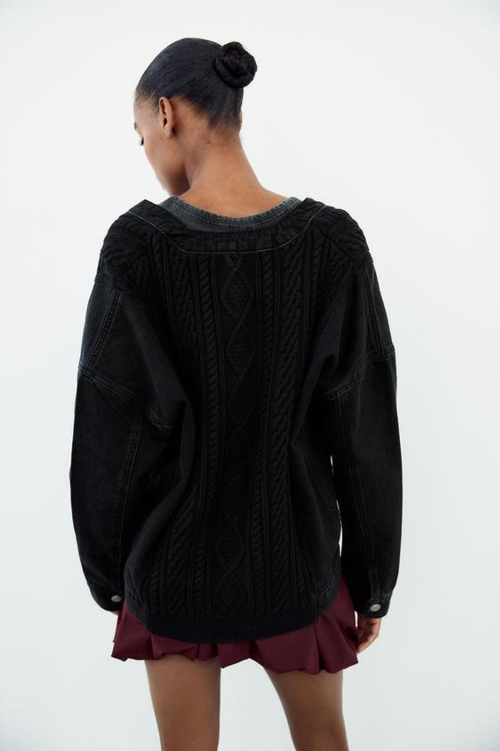 ZARA КАРДИГАН C ДЖИНСОВЫМИ ДЕТАЛЯМИ, ЧЕРНЫЙ