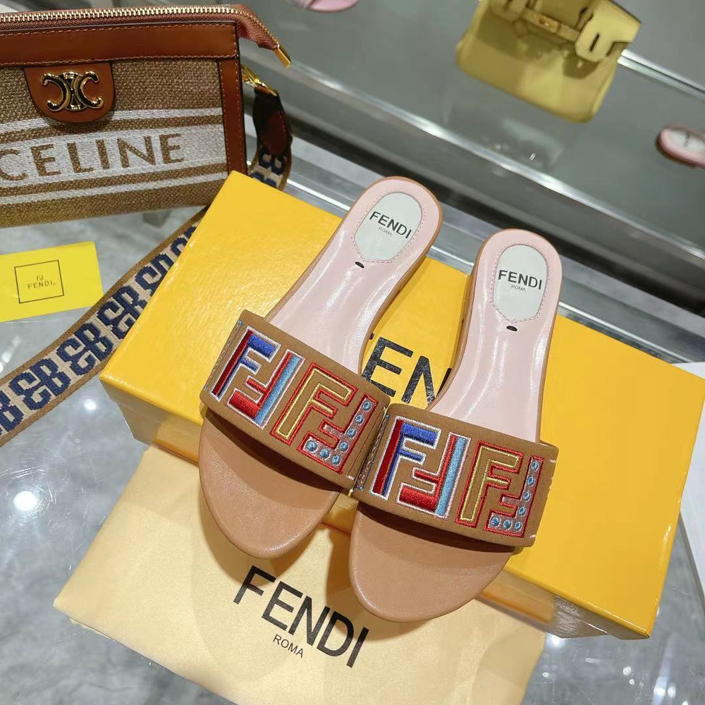 Fendi Signature Slides