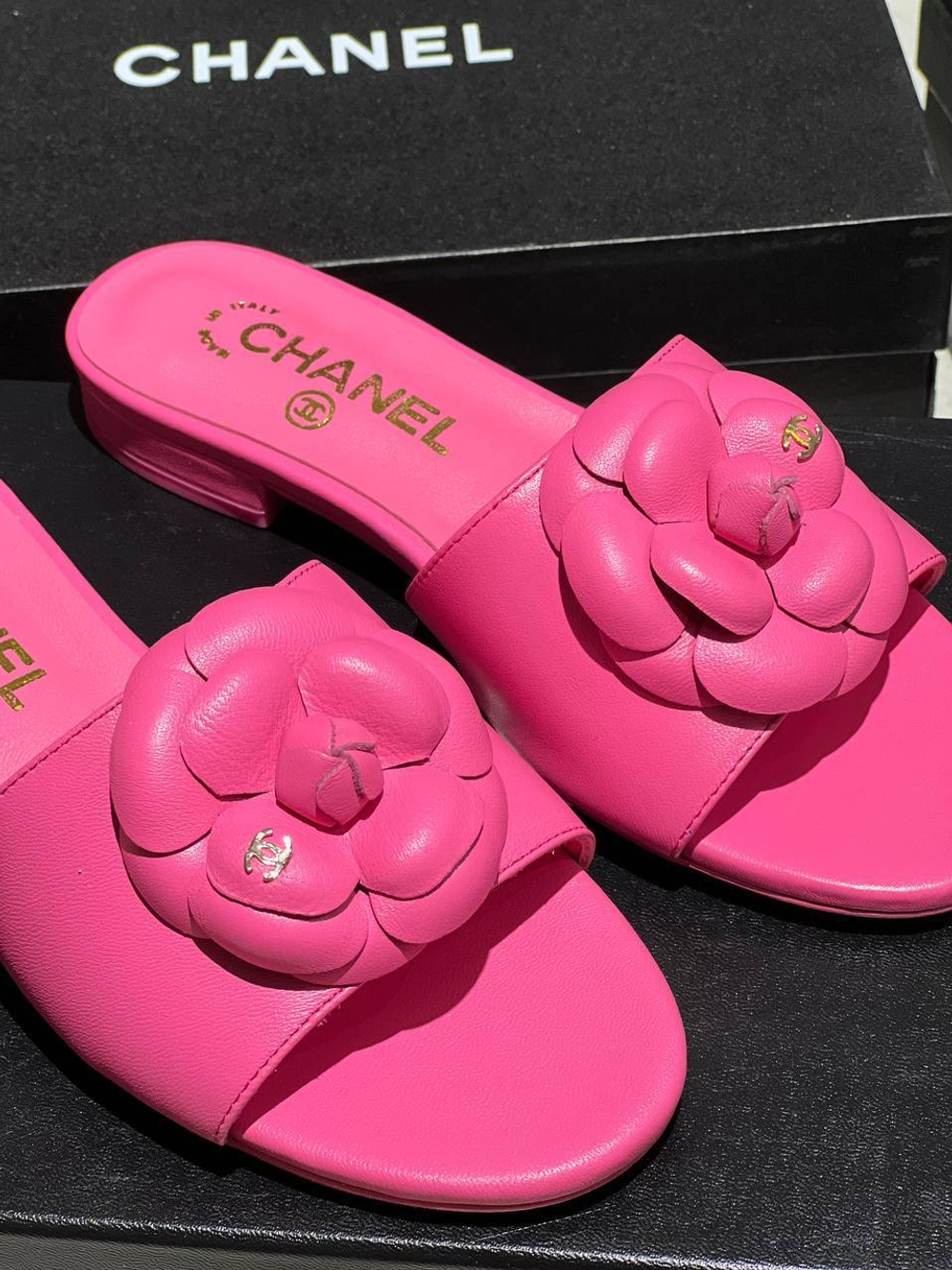 Шлепанцы Chanel