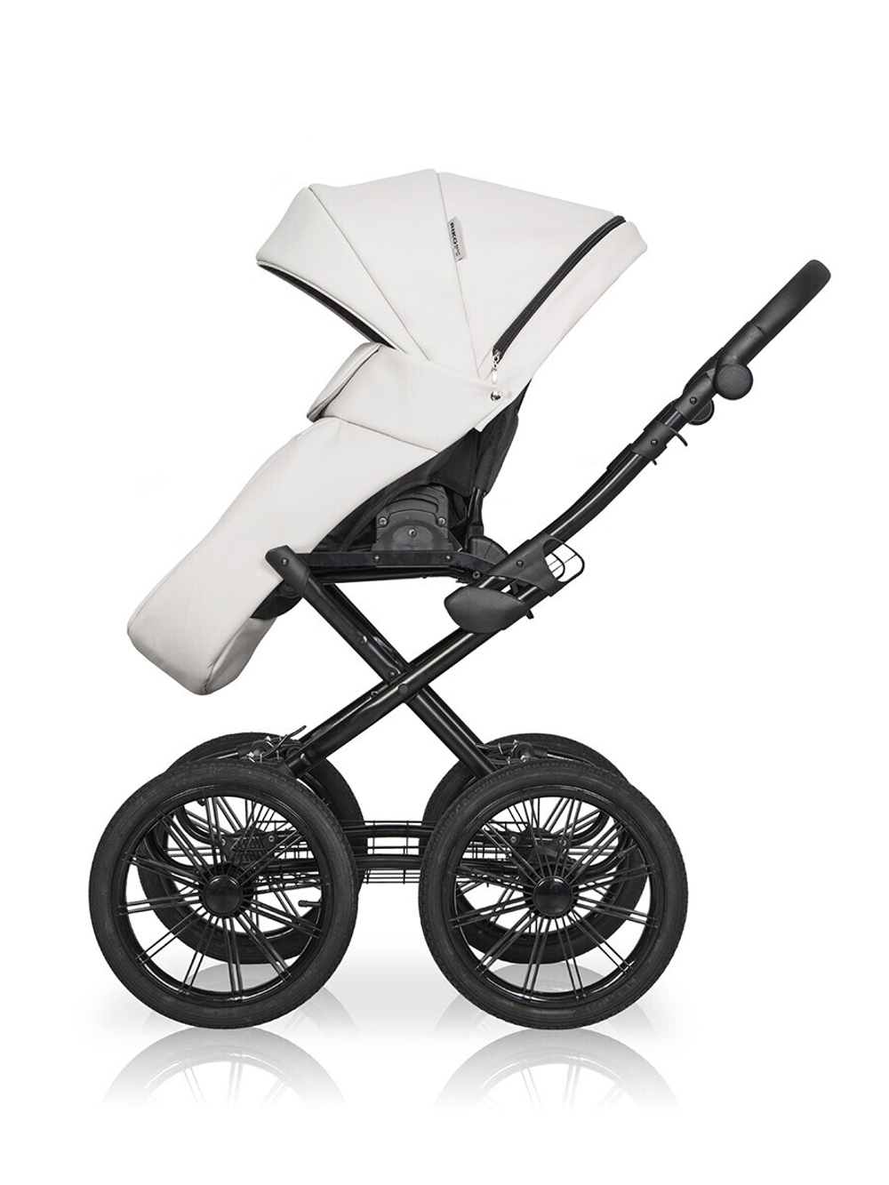 Коляска  OZON Prestige (2 в 1) (RIKO BASIC) 07 белый