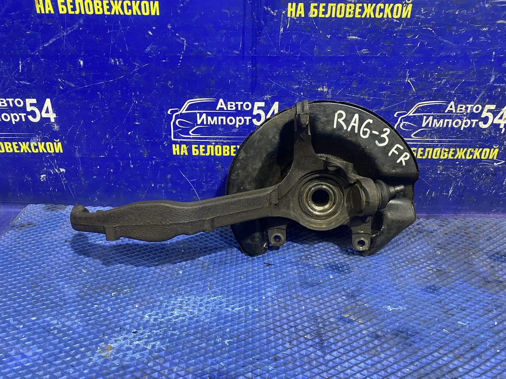 Ступица передняя правая Honda ODYSSEY 2001