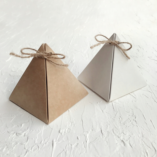 Коробка-пирамидка, 9 х 9 х 10 см двухсторонняя