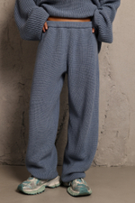 Брюки вязаные