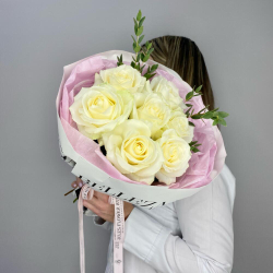 «Свидание в Париже» букет роз Эквадор с эвкалиптом