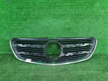 Решетка радиатора Mercedes V W447 (2014-н.в.)