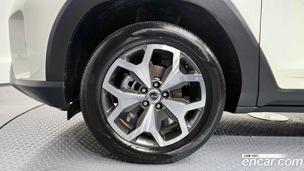 KG Mobility (Ssangyong) Torres Бензин 1.5 2WD (08.2022)