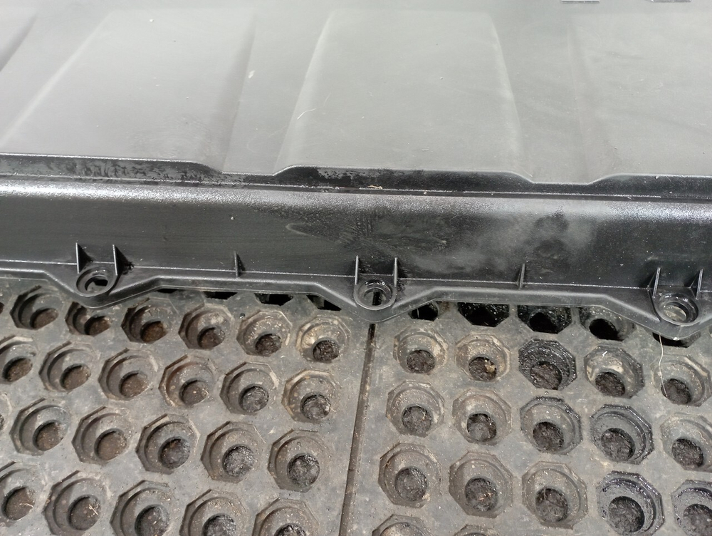 Крышка клапанная