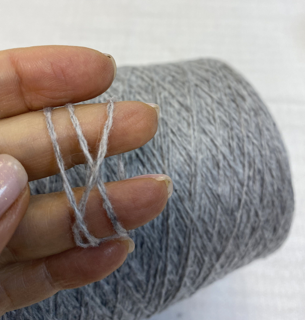 Пряжа на бобине (Италия) 100% кашемир 100г-550 м. 235г