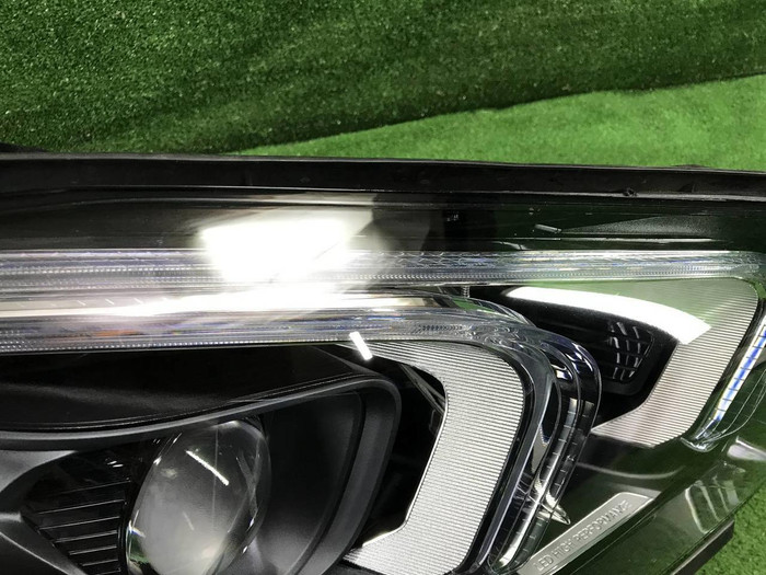 Фара правая Mercedes GLE V167 (2018-2024) LED