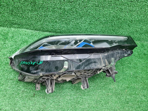 Фара правая BMW X7 G07 (19-22) Laser Light