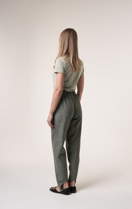 Брюки джогеры с манжетами