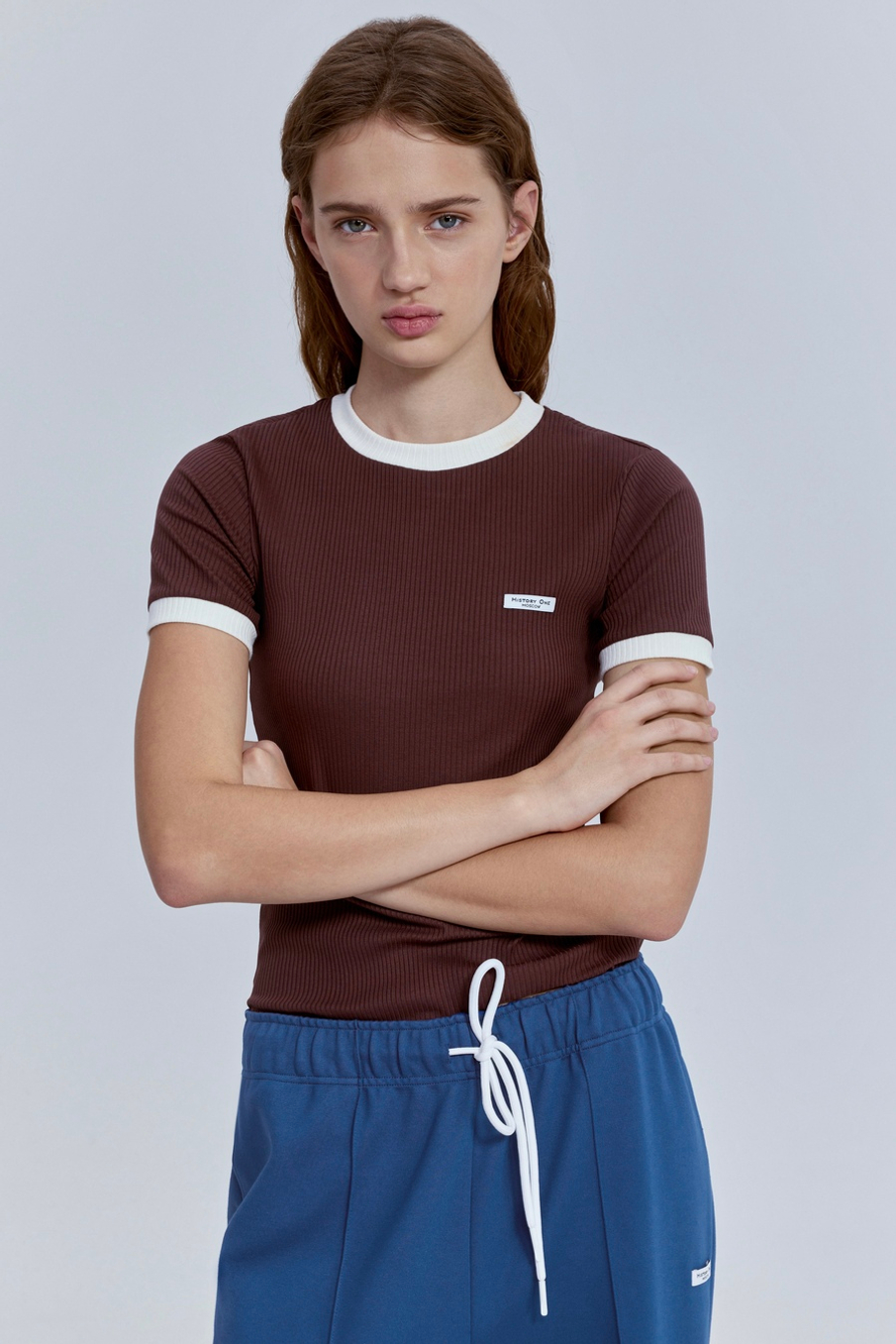 Футболка из хлопковой рибаны с контрастной отделкой