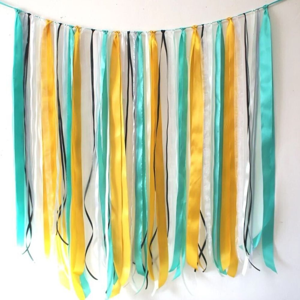 Декор атласными лентами 