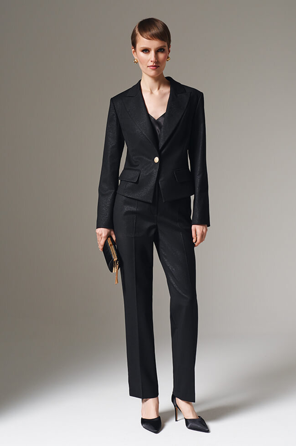 31100 Брюки женские (черный)