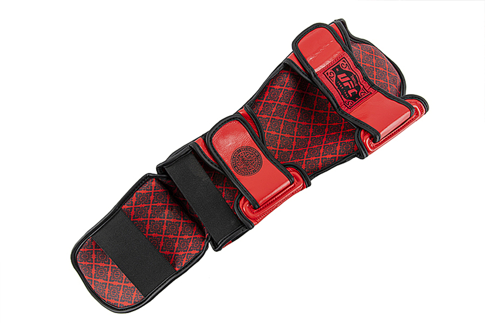 UFC Premium True Thai Защита голени, цвет черный, размер S