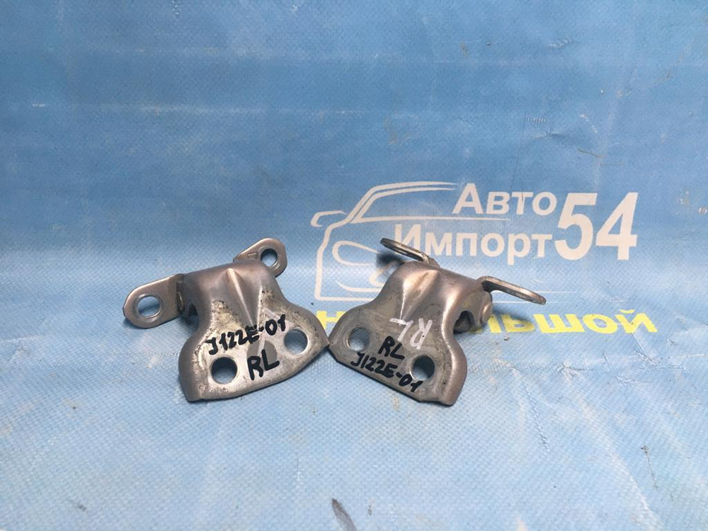 Петля двери задней левой TOYOTA CAMI 2000