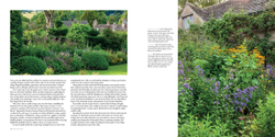 English Gardens: From the Archives of Country Life Magazine