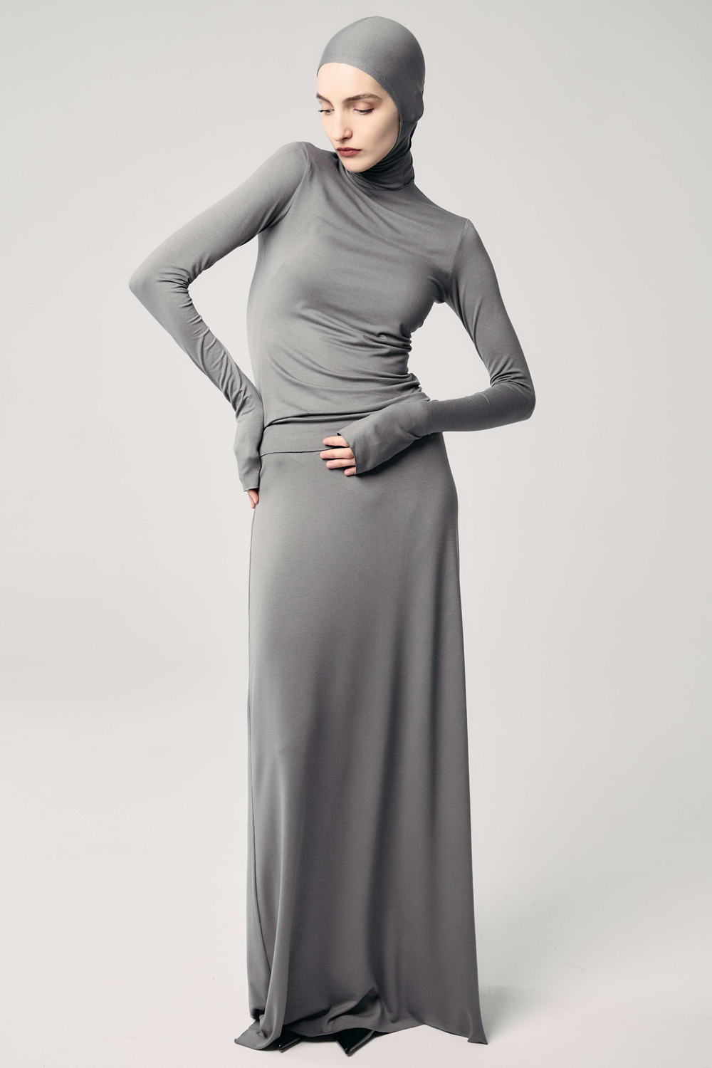 Лонгслив «Силуэт» серый