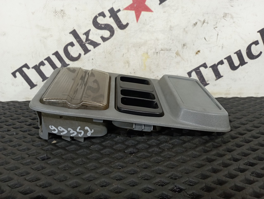 Плафон внутреннего освещения