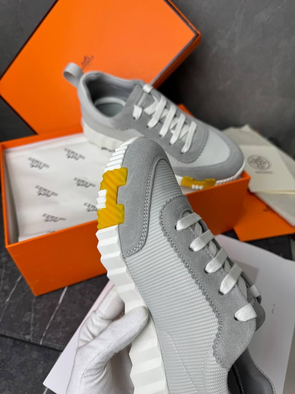 Кроссовки Hermes