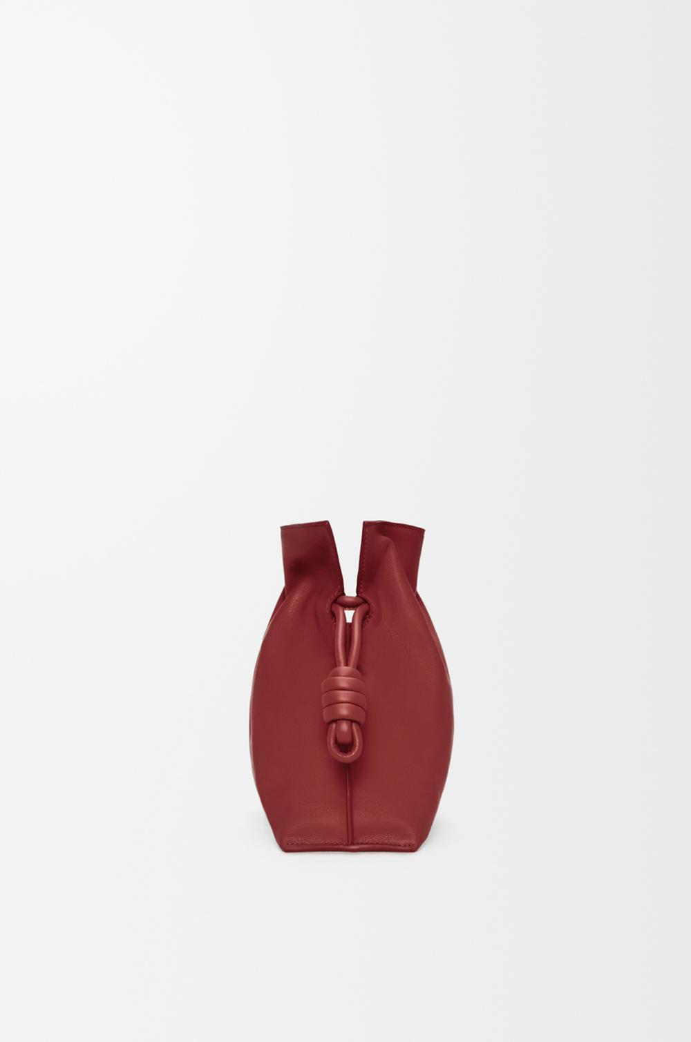 Loewe Сумка-клатч среднего размера Flamenco из телячьей кожи наппа, красный
