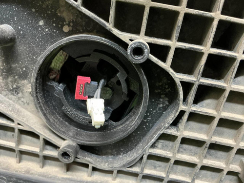 Фара правая BMW X5 F15 X6 F16 (13-18) ксенон