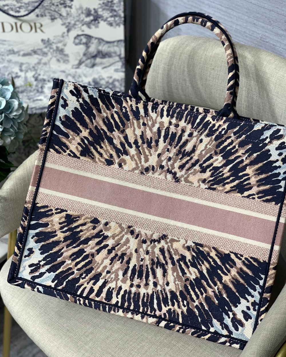 Christian Dior Book Tote 42 cm